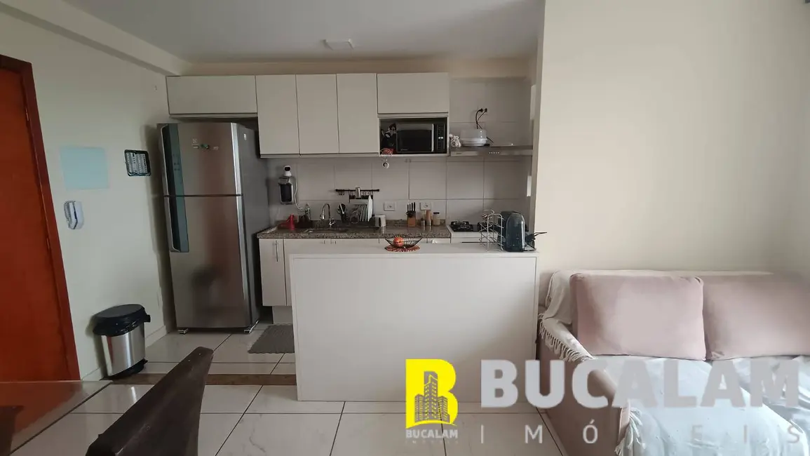 Apartamento com 2 quartos à venda, 56m2 em Jardim Marilu, Carapicuiba - SP - imagem 4 Foto 4 de Apartamento com 2 quartos à venda, 56m2 em Jardim Marilu, Carapicuiba - SP