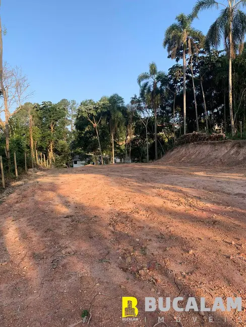 Foto 1 de Terreno / Lote à venda, 1500m2 em Pindorama, Embu Das Artes - SP
