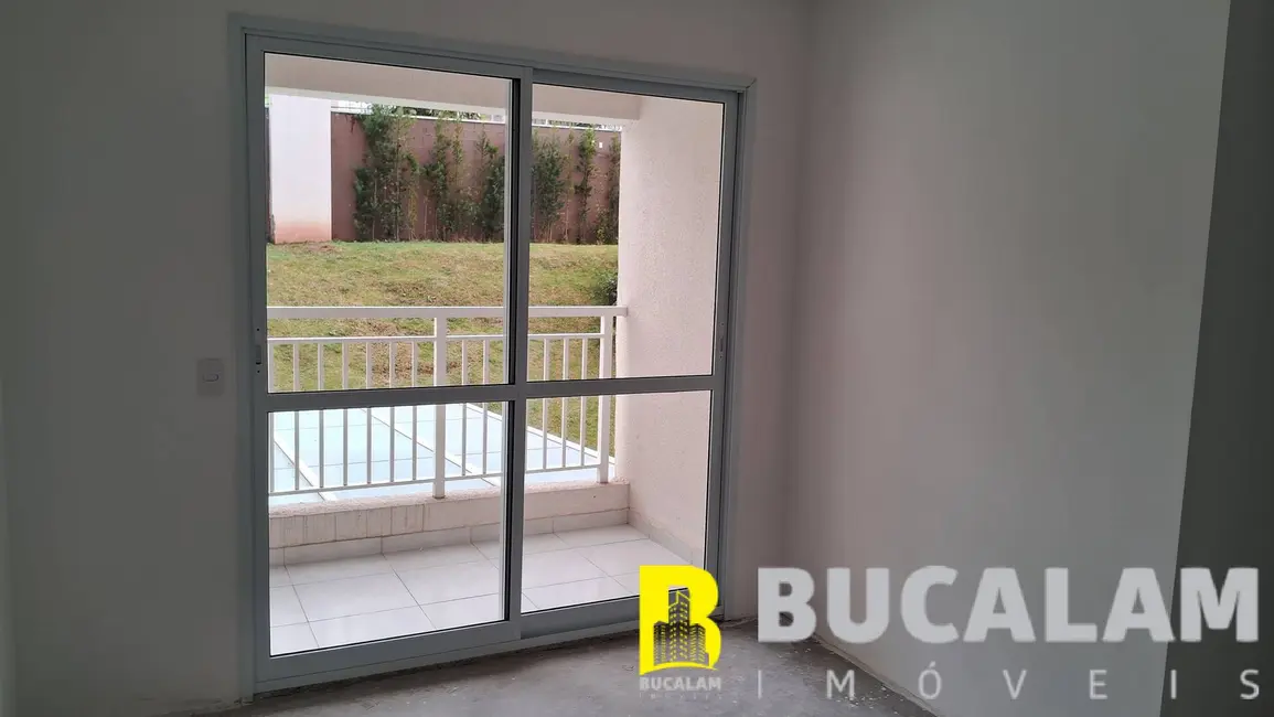 Foto 2 de Apartamento com 2 quartos à venda, 56m2 em Parque Assunção, Taboao Da Serra - SP
