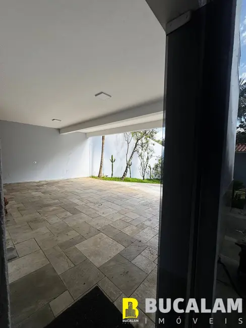 Foto 2 de Casa de Condomínio com 5 quartos à venda, 500m2 em Jardim Mirna, Taboao Da Serra - SP