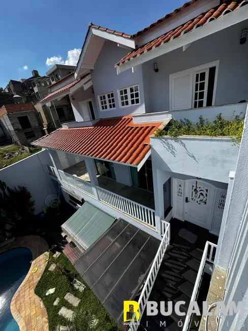 Foto 1 de Casa de Condomínio com 5 quartos à venda, 500m2 em Jardim Mirna, Taboao Da Serra - SP