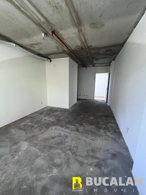 Foto 6 de Sala Comercial à venda, 28m2 em Jardim Henriqueta, Taboao Da Serra - SP