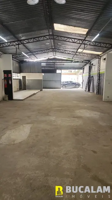 Foto 2 de Armazém / Galpão à venda e para alugar, 250m2 em Jardim América, Taboao Da Serra - SP