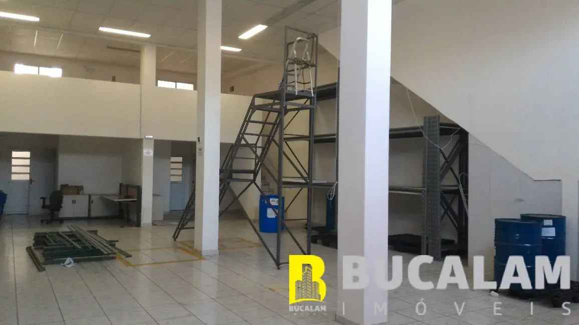 Armazém / Galpão à venda, 368m2 em Jardim Caner, Taboao Da Serra - SP - imagem 6 Foto 6 de Armazém / Galpão à venda, 368m2 em Jardim Caner, Taboao Da Serra - SP