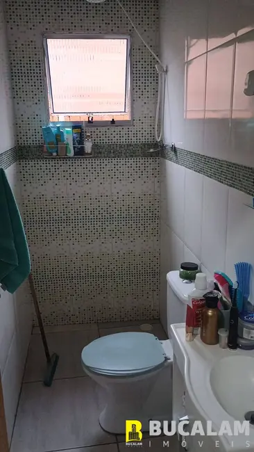 Casa com 3 quartos à venda, 75m2 em Jardim Novo Record, Taboao Da Serra - SP - imagem 5 Foto 5 de Casa com 3 quartos à venda, 75m2 em Jardim Novo Record, Taboao Da Serra - SP