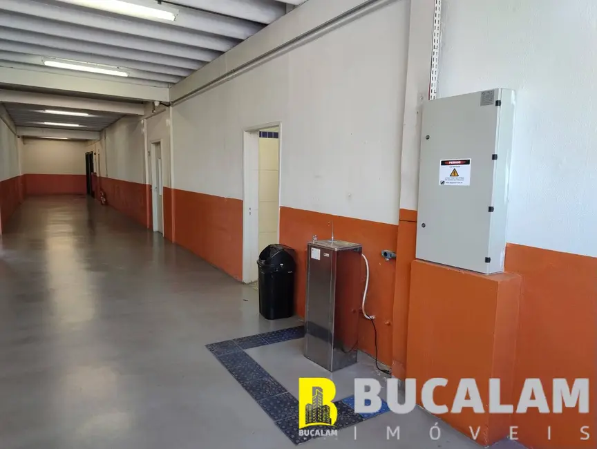 Sala Comercial para alugar, 874m2 em Centro, Taboao Da Serra - SP - imagem 7 Foto 7 de Sala Comercial para alugar, 874m2 em Centro, Taboao Da Serra - SP