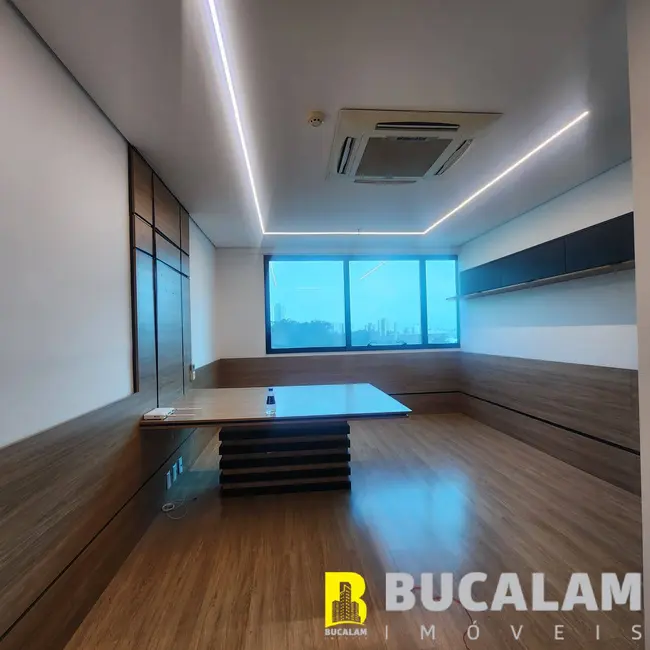 Sala Comercial à venda e para alugar, 23m2 em Jardim Maria Rosa, Taboao Da Serra - SP - imagem 7 Foto 7 de Sala Comercial à venda e para alugar, 23m2 em Jardim Maria Rosa, Taboao Da Serra - SP