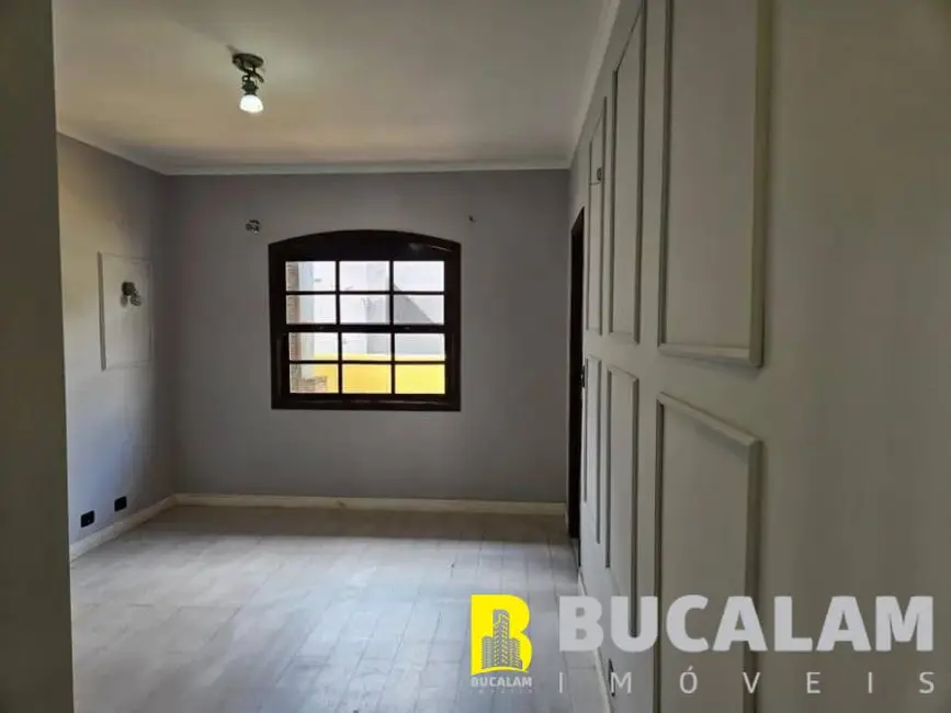 Casa com 3 quartos à venda, 250m2 em Jardim Maria Rosa, Taboao Da Serra - SP - imagem 5 Foto 5 de Casa com 3 quartos à venda, 250m2 em Jardim Maria Rosa, Taboao Da Serra - SP