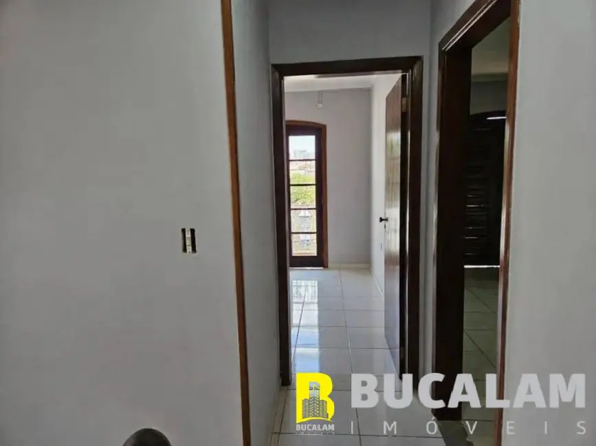 Casa com 3 quartos à venda, 250m2 em Jardim Maria Rosa, Taboao Da Serra - SP - imagem 7 Foto 7 de Casa com 3 quartos à venda, 250m2 em Jardim Maria Rosa, Taboao Da Serra - SP