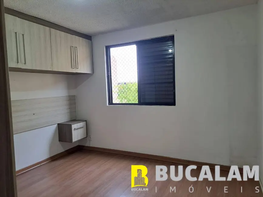 Foto 2 de Apartamento com 2 quartos à venda, 40m2 em Jardim Vista Alegre, Embu Das Artes - SP