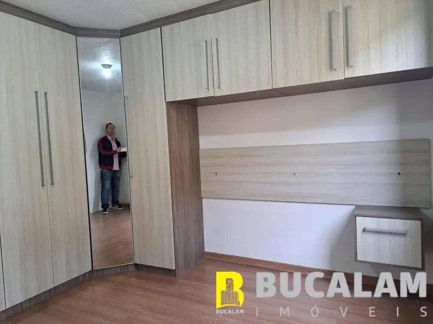Foto 1 de Apartamento com 2 quartos à venda, 40m2 em Jardim Vista Alegre, Embu Das Artes - SP