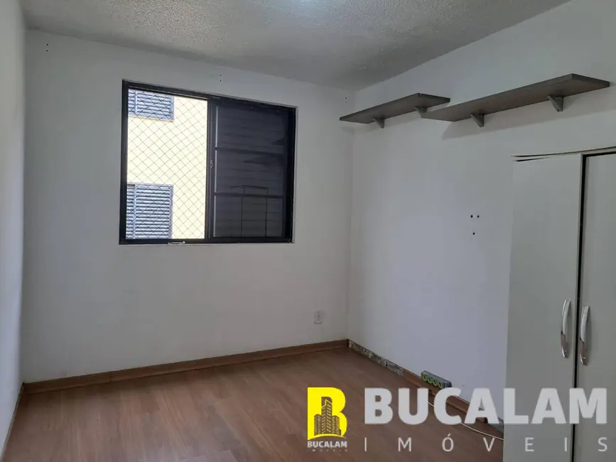 Foto 3 de Apartamento com 2 quartos à venda, 40m2 em Jardim Vista Alegre, Embu Das Artes - SP
