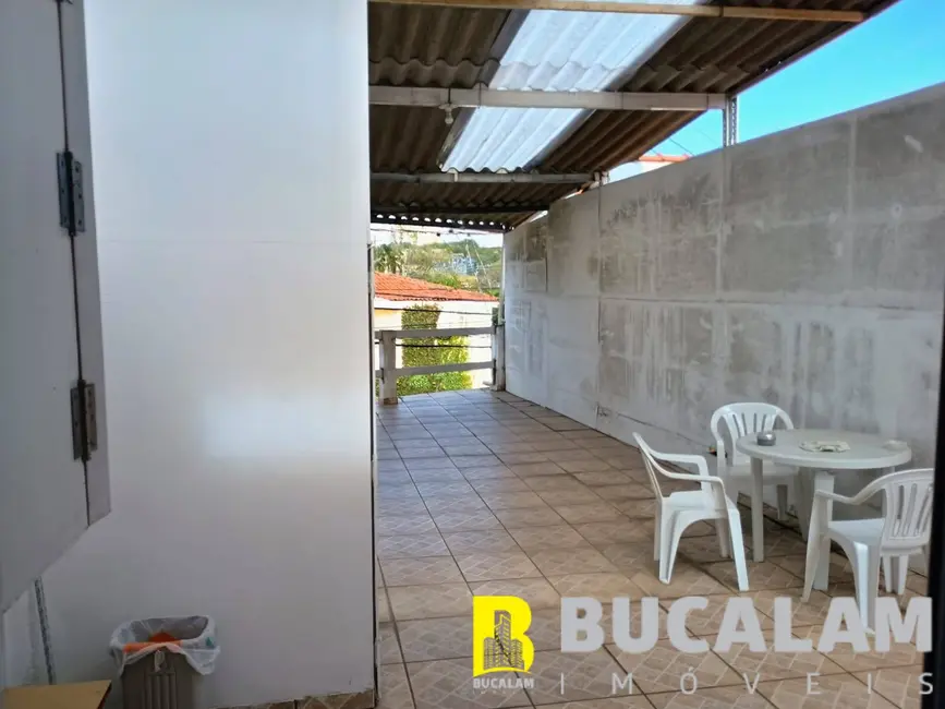 Casa com 2 quartos à venda, 150m2 em Parque Assunção, Taboao Da Serra - SP - imagem 4 Foto 4 de Casa com 2 quartos à venda, 150m2 em Parque Assunção, Taboao Da Serra - SP