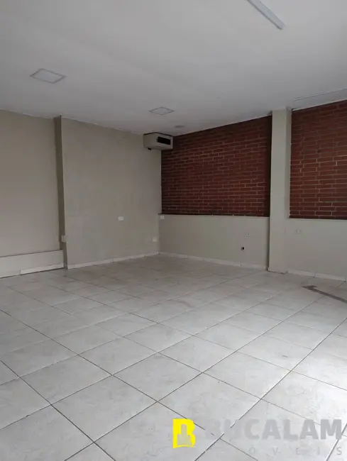 Foto 9 de Casa com 3 quartos para alugar, 150m2 em Parque Santos Dumont, Taboao Da Serra - SP