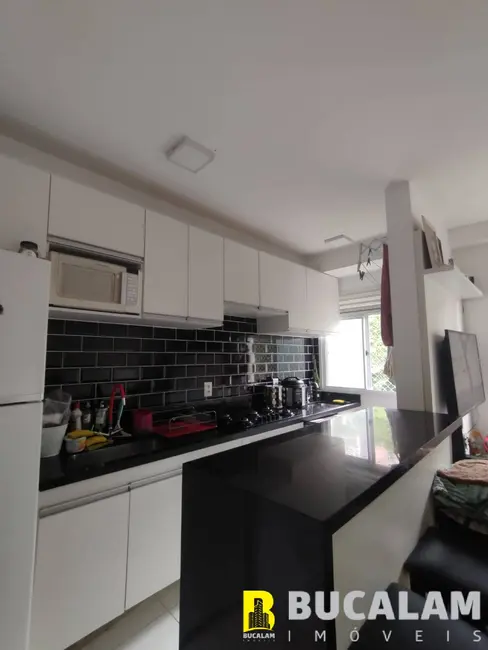 Apartamento com 2 quartos à venda, 47m2 em Jardim Maria Rosa, Taboao Da Serra - SP - imagem 3 Foto 3 de Apartamento com 2 quartos à venda, 47m2 em Jardim Maria Rosa, Taboao Da Serra - SP