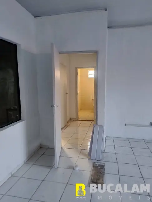 Armazém / Galpão à venda e para alugar, 320m2 em Jardim Itapecerica, Itapecerica Da Serra - SP - imagem 9 Foto 9 de Armazém / Galpão à venda e para alugar, 320m2 em Jardim Itapecerica, Itapecerica Da Serra - SP