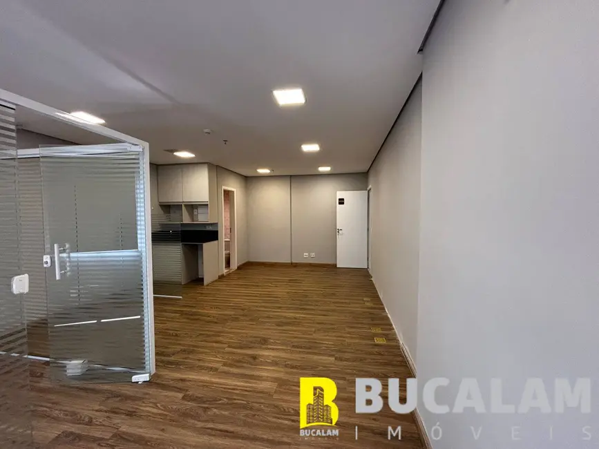 Foto 8 de Sala Comercial à venda e para alugar, 39m2 em Jardim Henriqueta, Taboao Da Serra - SP