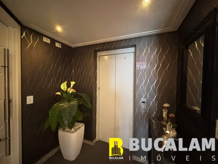 Cobertura com 3 quartos à venda, 220m2 em Jardim Maria Rosa, Taboao Da Serra - SP - imagem 1 Foto 1 de Cobertura com 3 quartos à venda, 220m2 em Jardim Maria Rosa, Taboao Da Serra - SP