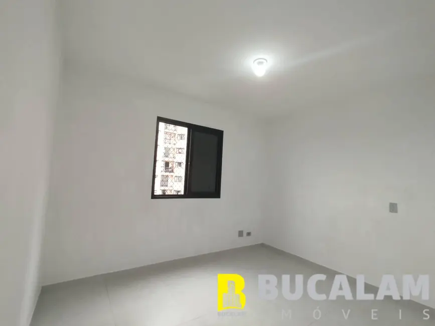 Apartamento com 2 quartos para alugar, 70m2 em Jardim Maria Rosa, Taboao Da Serra - SP - imagem 9 Foto 9 de Apartamento com 2 quartos para alugar, 70m2 em Jardim Maria Rosa, Taboao Da Serra - SP