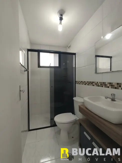 Apartamento com 2 quartos para alugar, 70m2 em Jardim Maria Rosa, Taboao Da Serra - SP - imagem 8 Foto 8 de Apartamento com 2 quartos para alugar, 70m2 em Jardim Maria Rosa, Taboao Da Serra - SP