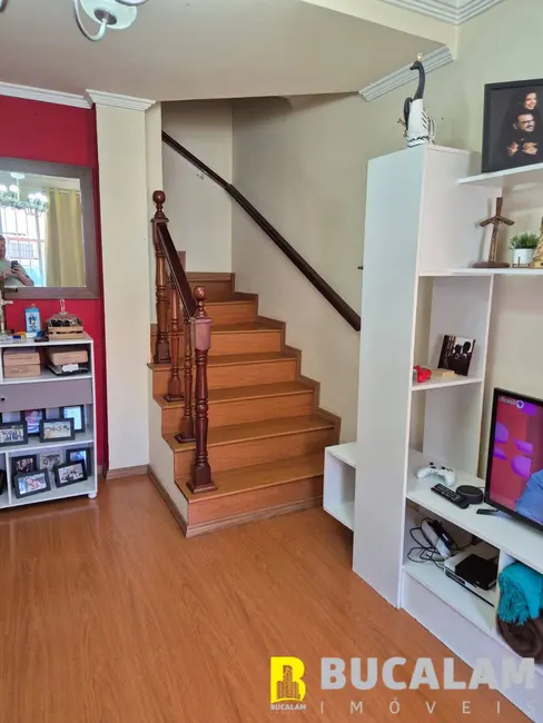 Foto 5 de Casa com 2 quartos à venda, 130m2 em Parque das Cigarreiras, Taboao Da Serra - SP