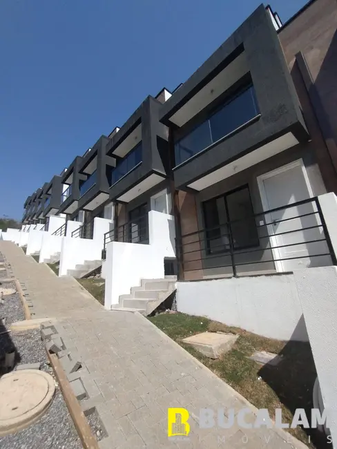 Casa de Condomínio com 2 quartos à venda, 74m2 em Chácara Vista Alegre, Itapecerica Da Serra - SP - imagem 1 Foto 1 de Casa de Condomínio com 2 quartos à venda, 74m2 em Chácara Vista Alegre, Itapecerica Da Serra - SP