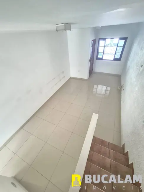 Casa com 2 quartos à venda, 90m2 em Jardim Maria Rosa, Taboao Da Serra - SP - imagem 3 Foto 3 de Casa com 2 quartos à venda, 90m2 em Jardim Maria Rosa, Taboao Da Serra - SP