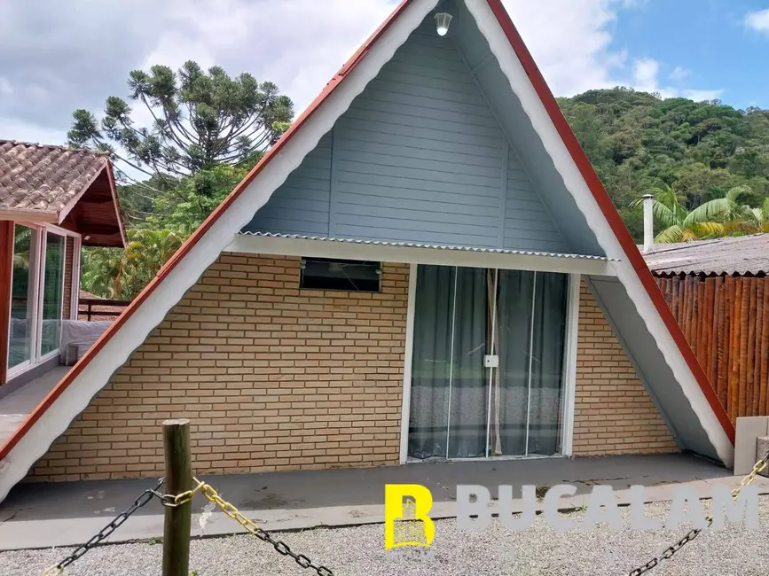 Foto 1 de Casa com 2 quartos à venda, 80m2 em Juquitiba - SP