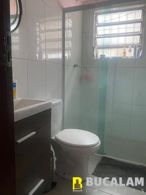 Foto 9 de Casa com 2 quartos à venda, 150m2 em Parque Pinheiros, Taboao Da Serra - SP