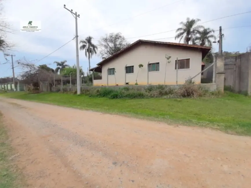 Foto 1 de Chácara com 2 quartos à venda, 2500m2 em Sao Roque - SP