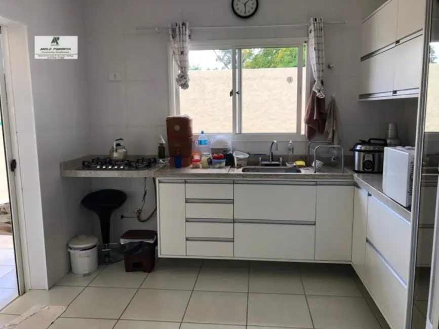 Foto 2 de Casa de Condomínio com 3 quartos à venda, 274m2 em Vila Borghesi, Sao Roque - SP