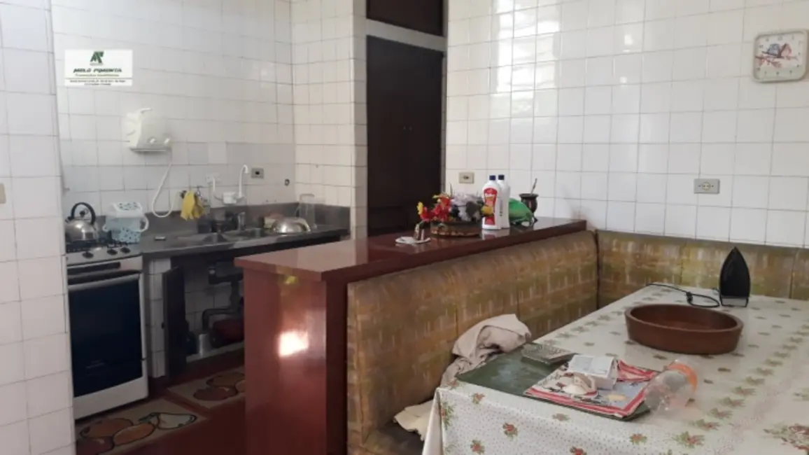 Foto 9 de Casa com 3 quartos à venda e para alugar, 350m2 em Centro, Sao Roque - SP