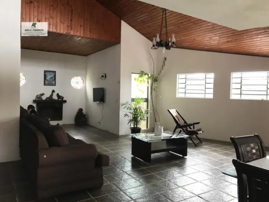 Casa com 4 quartos à venda, 1000m2 em Vargem Grande Paulista - SP - imagem 2 Foto 2 de Casa com 4 quartos à venda, 1000m2 em Vargem Grande Paulista - SP