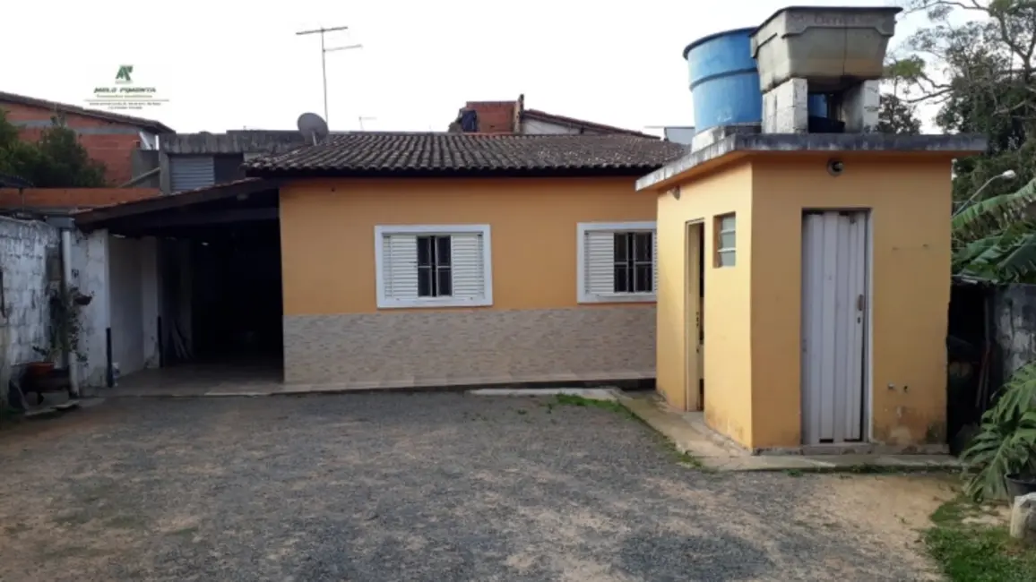 Casa com 3 quartos à venda, 250m2 em Sao Roque - SP - imagem 1 Foto 1 de Casa com 3 quartos à venda, 250m2 em Sao Roque - SP