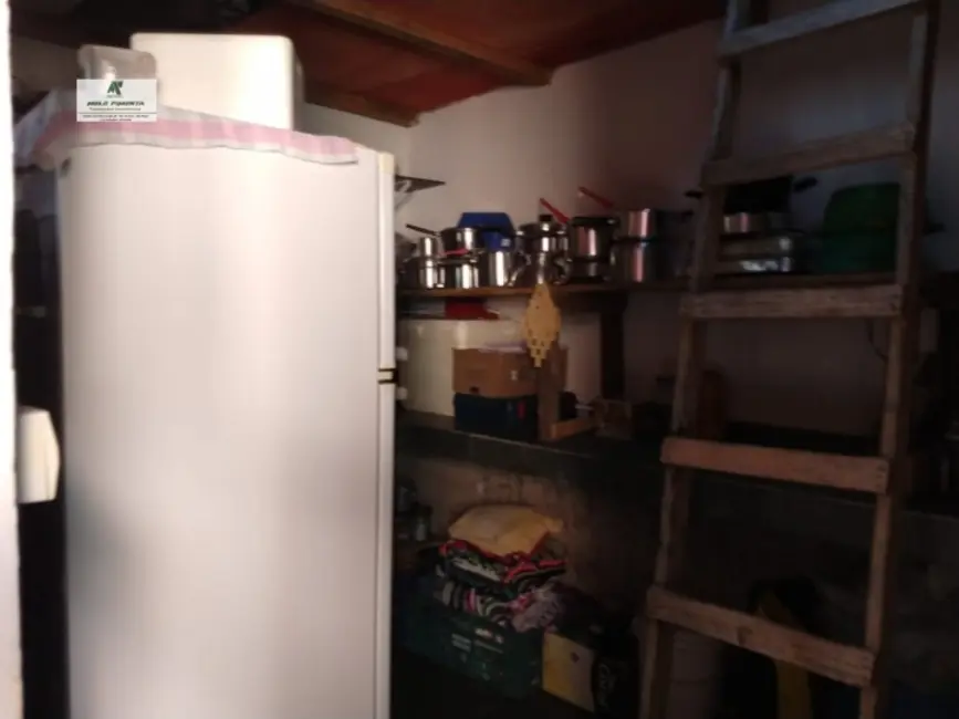 Foto 9 de Casa com 2 quartos à venda, 250m2 em Sao Roque - SP