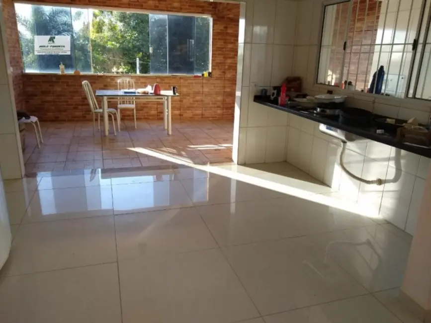 Casa com 4 quartos à venda, 250m2 em Aracariguama - SP - imagem 6 Foto 6 de Casa com 4 quartos à venda, 250m2 em Aracariguama - SP