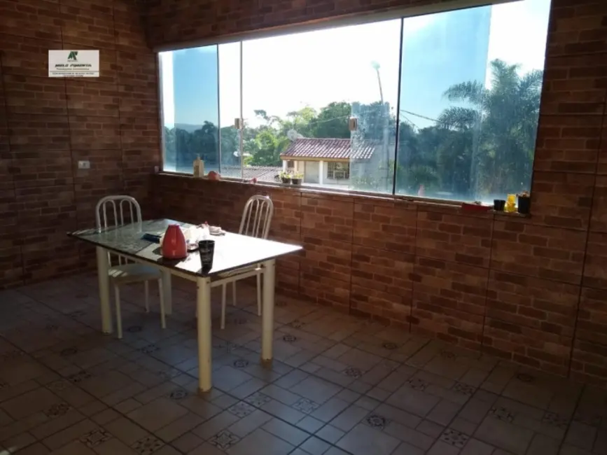 Casa com 4 quartos à venda, 250m2 em Aracariguama - SP - imagem 7 Foto 7 de Casa com 4 quartos à venda, 250m2 em Aracariguama - SP