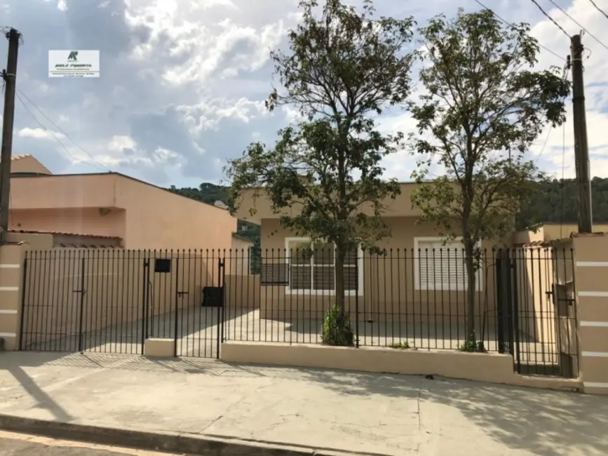 Foto 1 de Casa com 2 quartos à venda, 250m2 em Sao Roque - SP