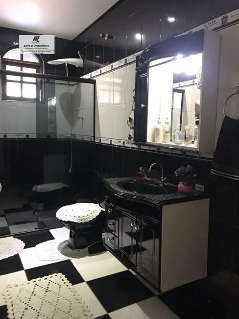 Foto 7 de Casa com 3 quartos à venda, 330m2 em Sao Roque - SP