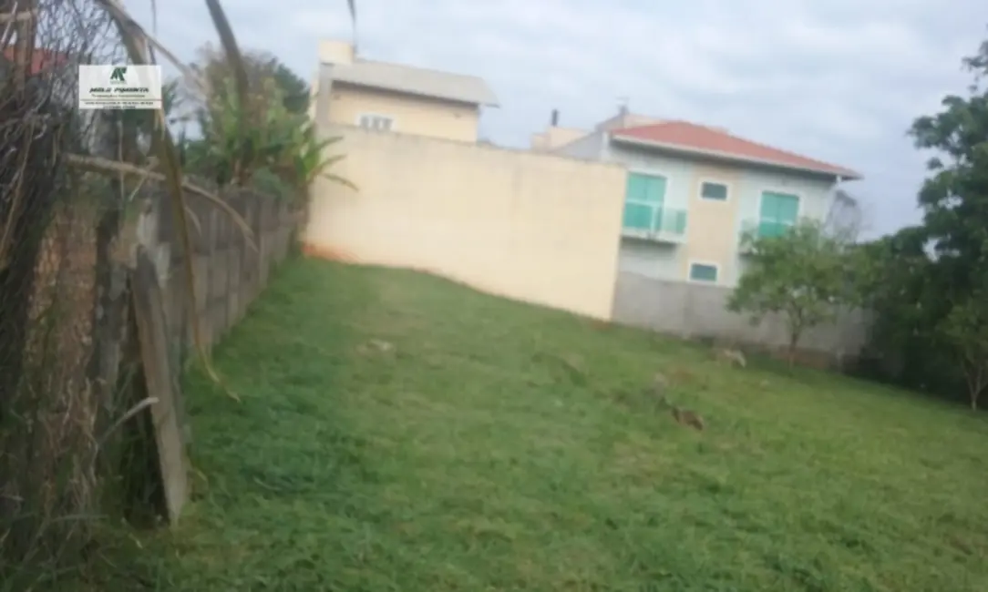 Foto 2 de Terreno / Lote à venda, 285m2 em Sao Roque - SP