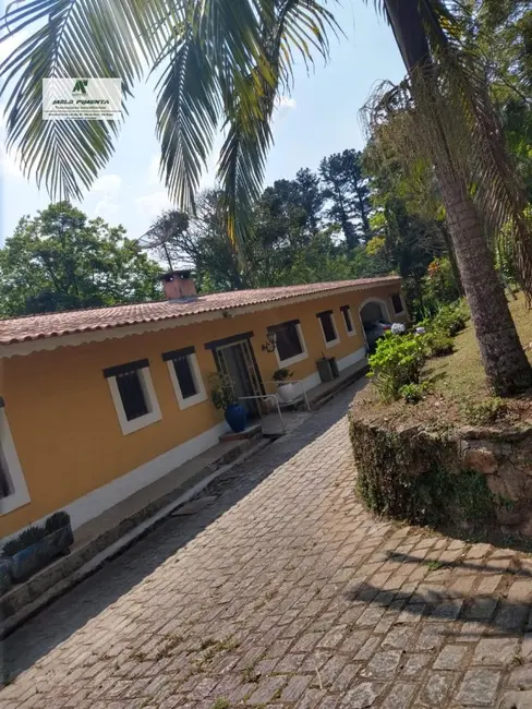 Chácara com 5 quartos à venda e para alugar, 5530m2 em Sao Roque - SP - imagem 5 Foto 5 de Chácara com 5 quartos à venda e para alugar, 5530m2 em Sao Roque - SP