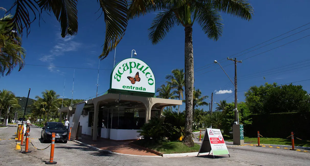 Casa de Condomínio com 6 quartos à venda, 1000m2 em Jardim Acapulco, Guaruja - SP - imagem 8 Foto 8 de Casa de Condomínio com 6 quartos à venda, 1000m2 em Jardim Acapulco, Guaruja - SP