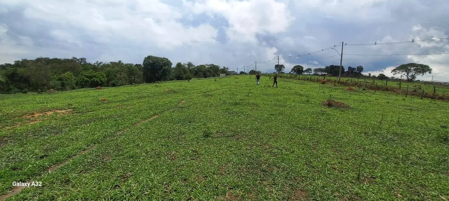 Foto 1 de Sala Comercial à venda e para alugar, 13000m2 em Distrito Industrial, Aracariguama - SP