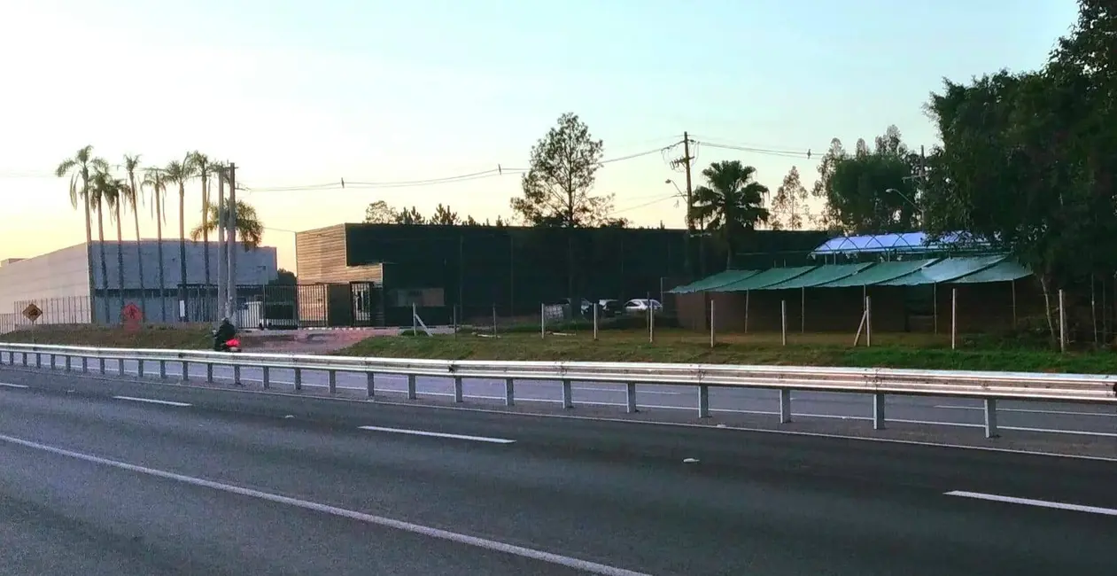 Foto 1 de Sala Comercial à venda, 3000m2 em Caete (Mailasqui), Sao Roque - SP