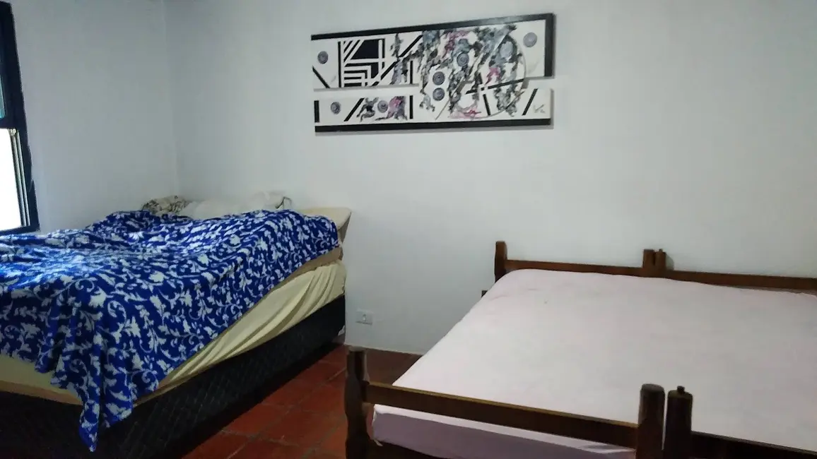 Chácara com 2 quartos à venda, 37000m2 em Sao Roque - SP - imagem 9 Foto 9 de Chácara com 2 quartos à venda, 37000m2 em Sao Roque - SP