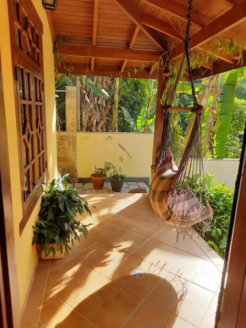 Foto 2 de Casa de Condomínio com 3 quartos à venda em Ilhabela - SP