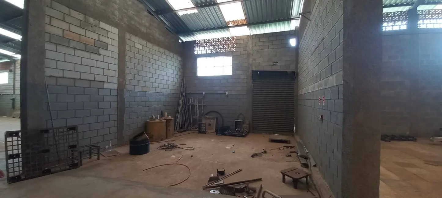 Foto 2 de Armazém / Galpão à venda, 23000m2 em Dona Catarina, Mairinque - SP