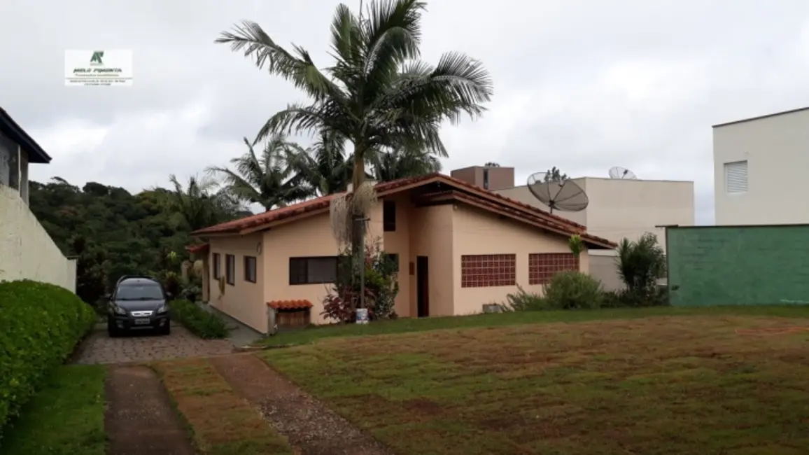 Foto 1 de Casa de Condomínio com 3 quartos à venda, 1200m2 em Sao Roque - SP