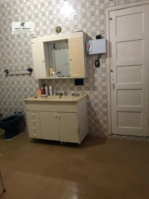 Casa com 3 quartos à venda e para alugar, 333m2 em Gonzaga, Santos - SP - imagem 5 Foto 5 de Casa com 3 quartos à venda e para alugar, 333m2 em Gonzaga, Santos - SP