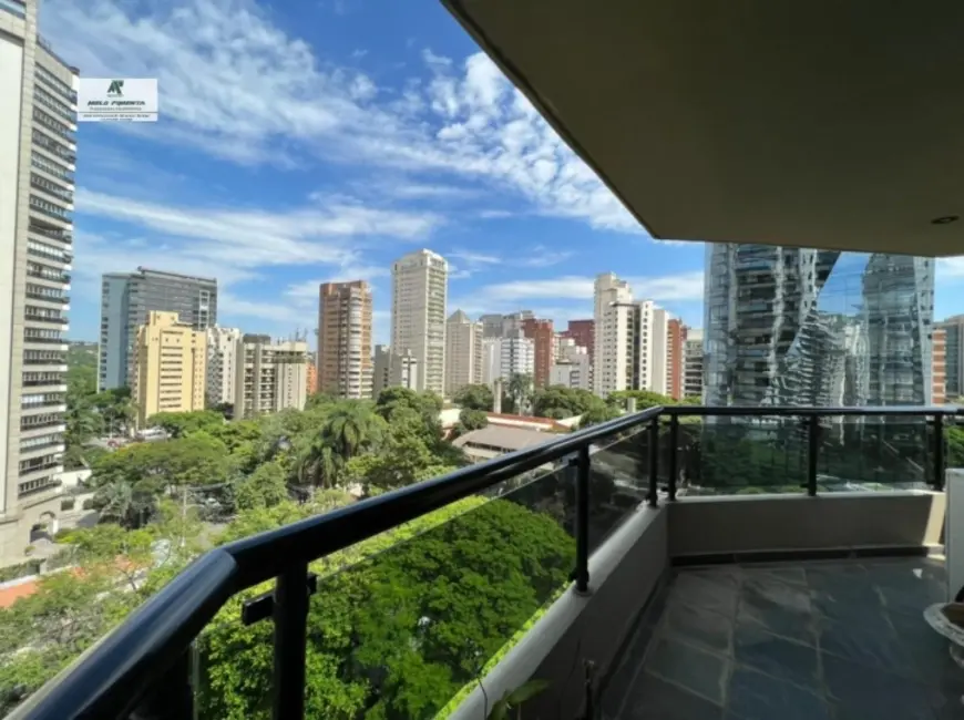 Foto 1 de Apartamento com 3 quartos à venda, 220m2 em Itaim Bibi, São Paulo - SP
